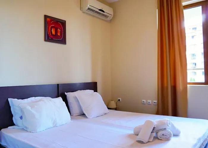 сънрайз - Sunrise Apartment *