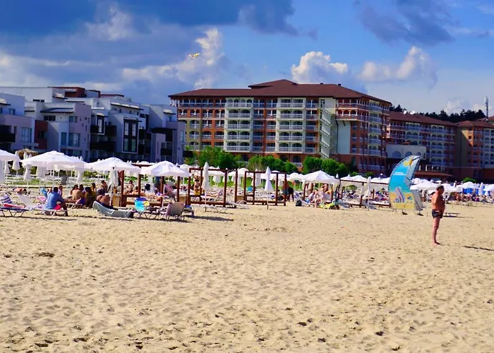 сънрайз - Sunrise Apartment