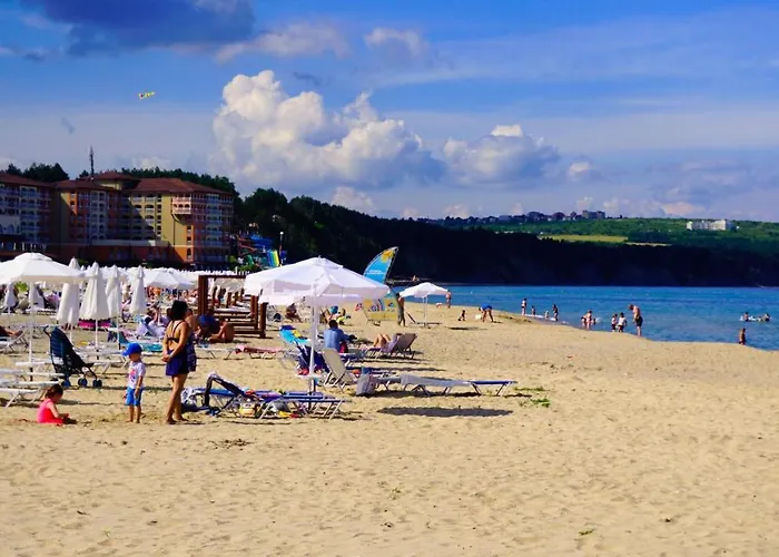 сънрайз - Sunrise Apartment